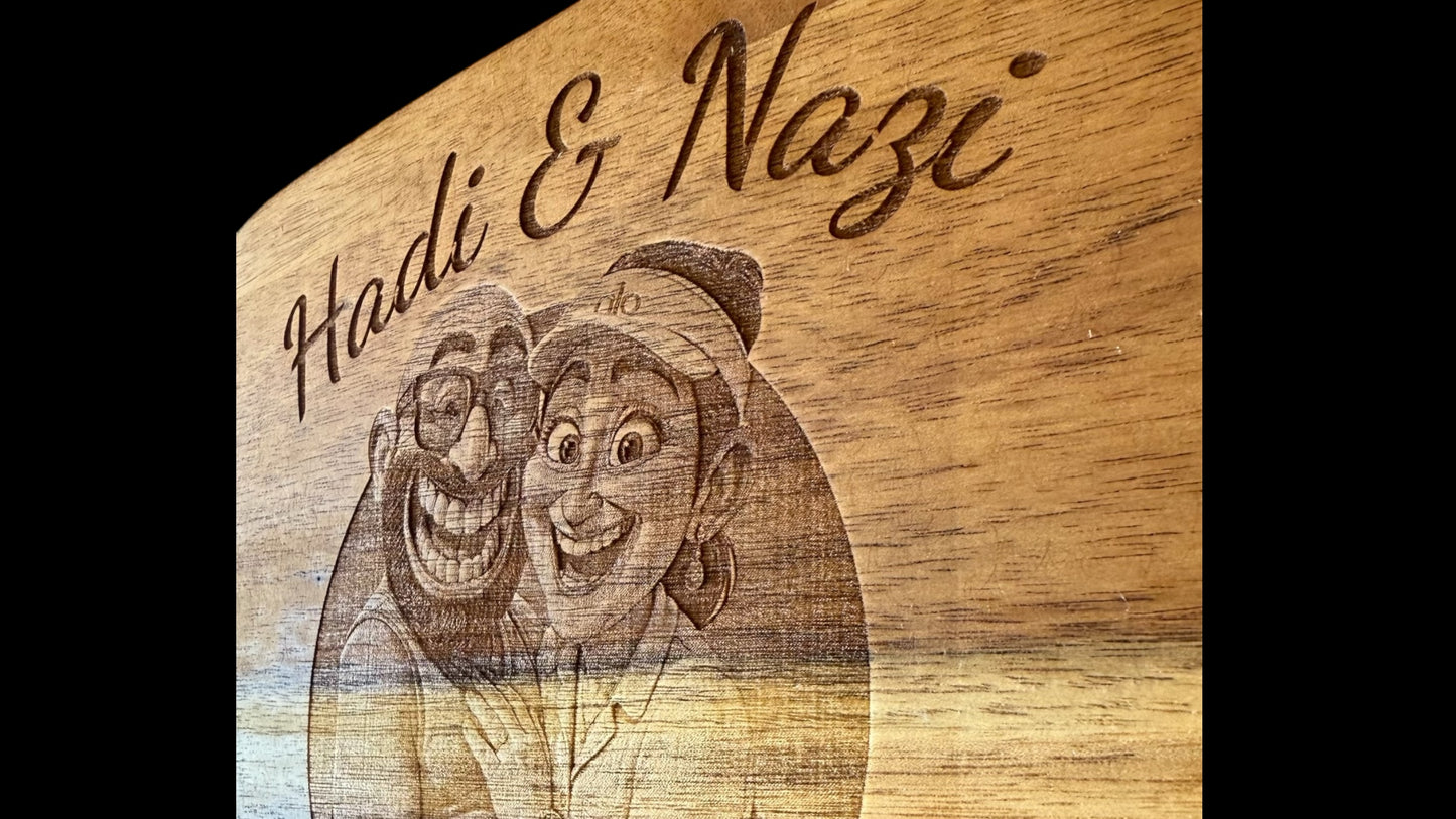 Custom Engraved Wooden Cutting Board – Personalized with Your Photo (32 x 19 cm)