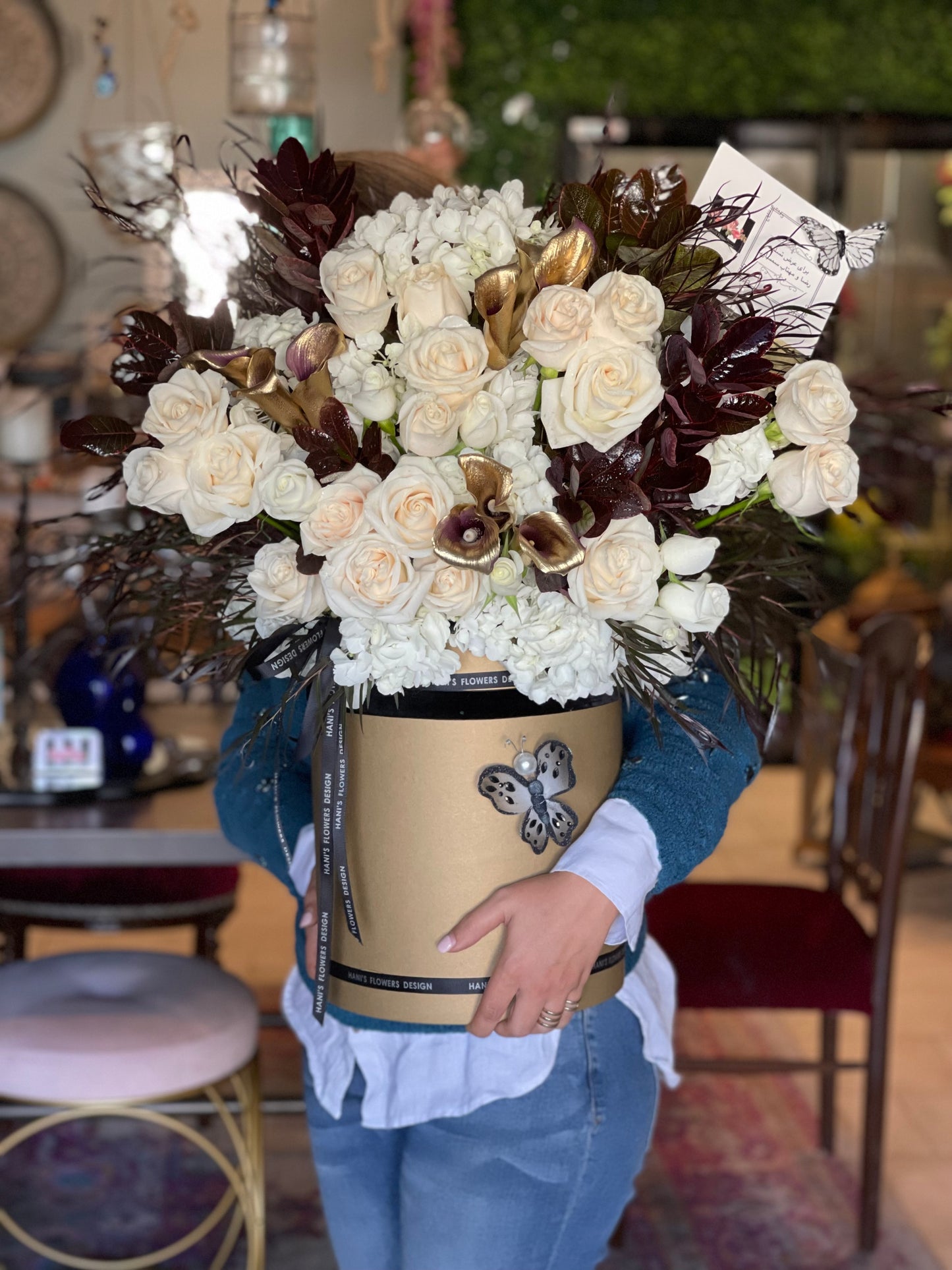 Lili and Roses Gold Box - 055