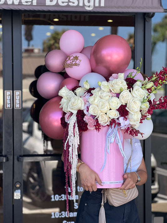 Unique balloons flower box