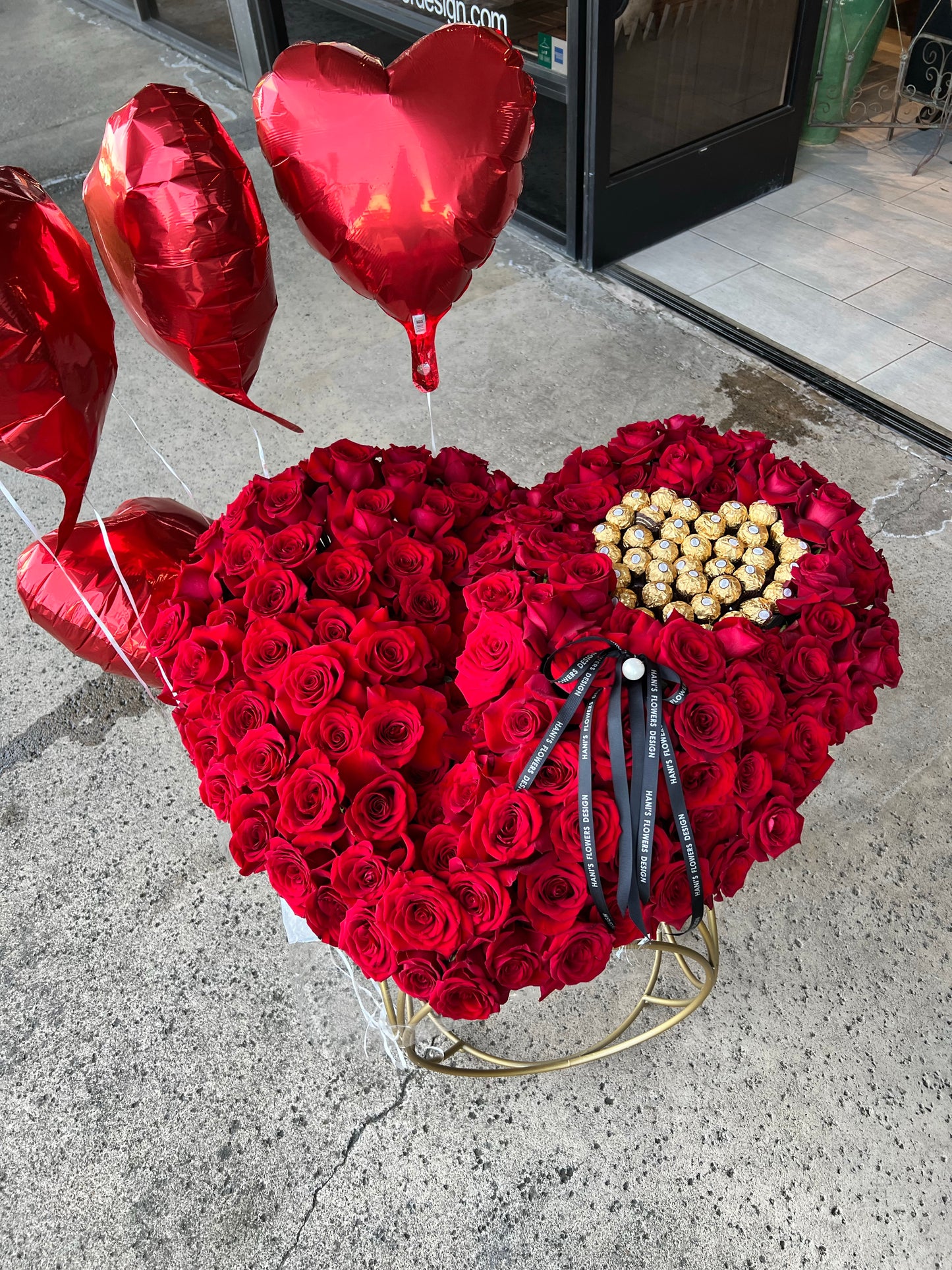 XXL Heart Shape Red Roses With Chocolate- 666